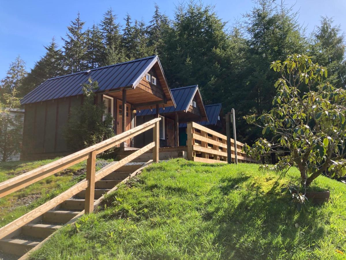 The Hiker Huts Hotel Port Renfrew Exterior photo